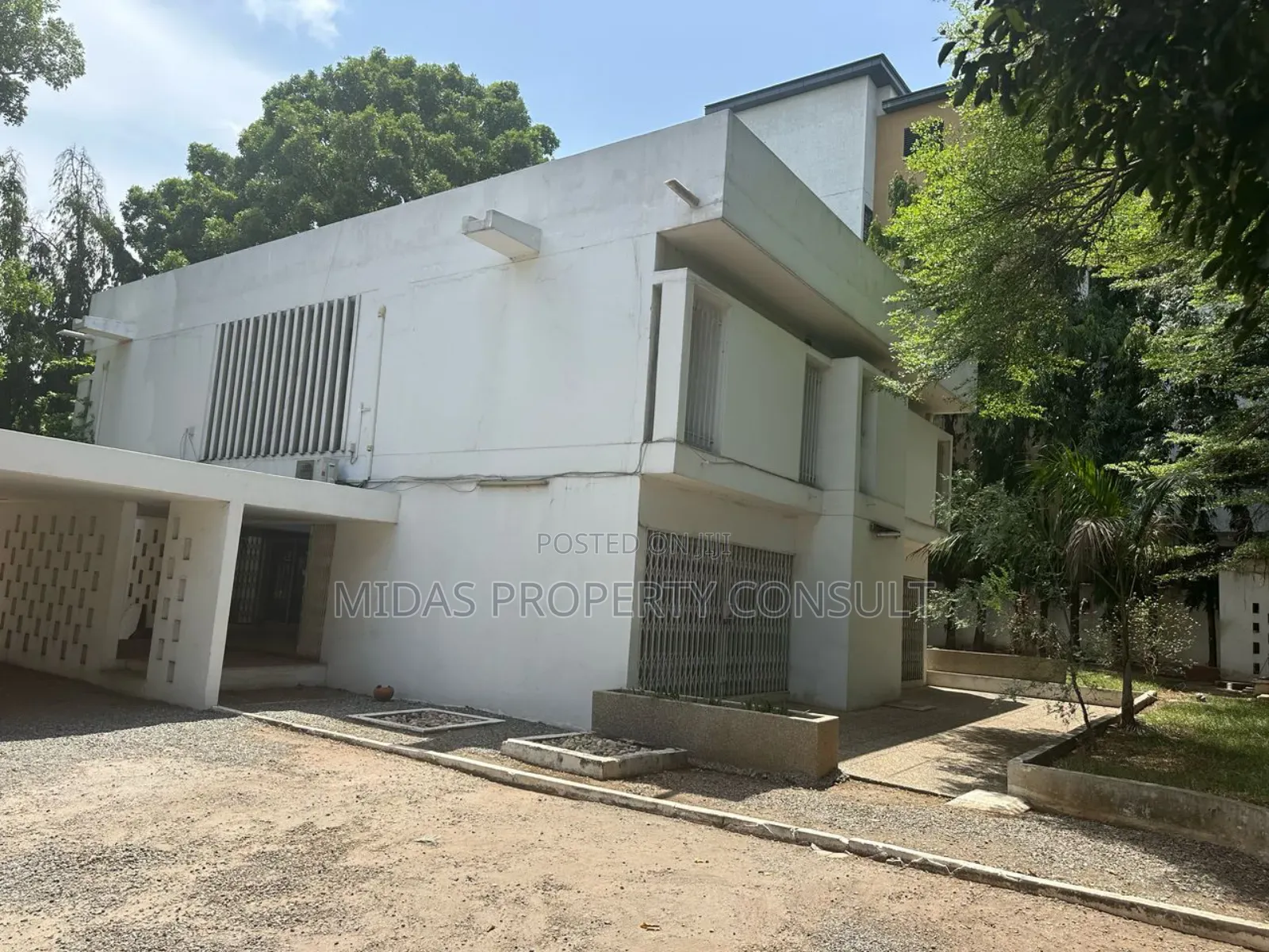 0.43 Acre Land for Sale at Ridge Accra