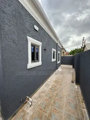 3bdrm Bungalow in De-Icons Real Estate, Ablekuma for sale