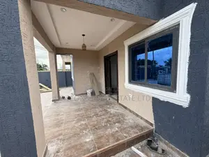 3bdrm Bungalow in De-Icons Real Estate, Ablekuma for sale