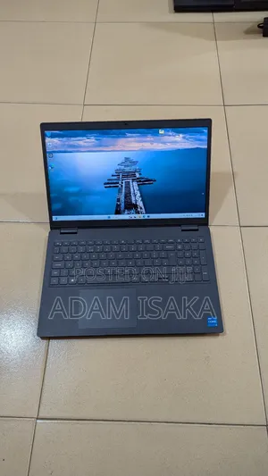 Photo - Laptop Dell Latitude 3520 16GB Intel Core I5 SSD 256GB