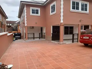 4bdrm House in Achimota, Accra Metropolitan for sale