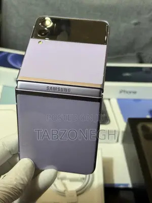 Samsung Galaxy Z Flip3 5G 256 GB Purple