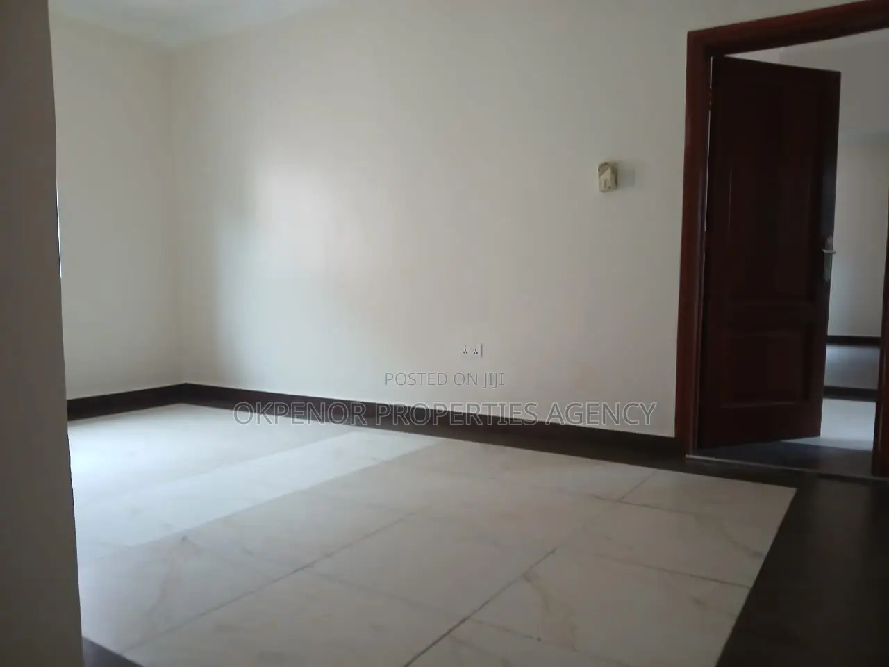 4bdrm House in Achimota, Accra Metropolitan for sale