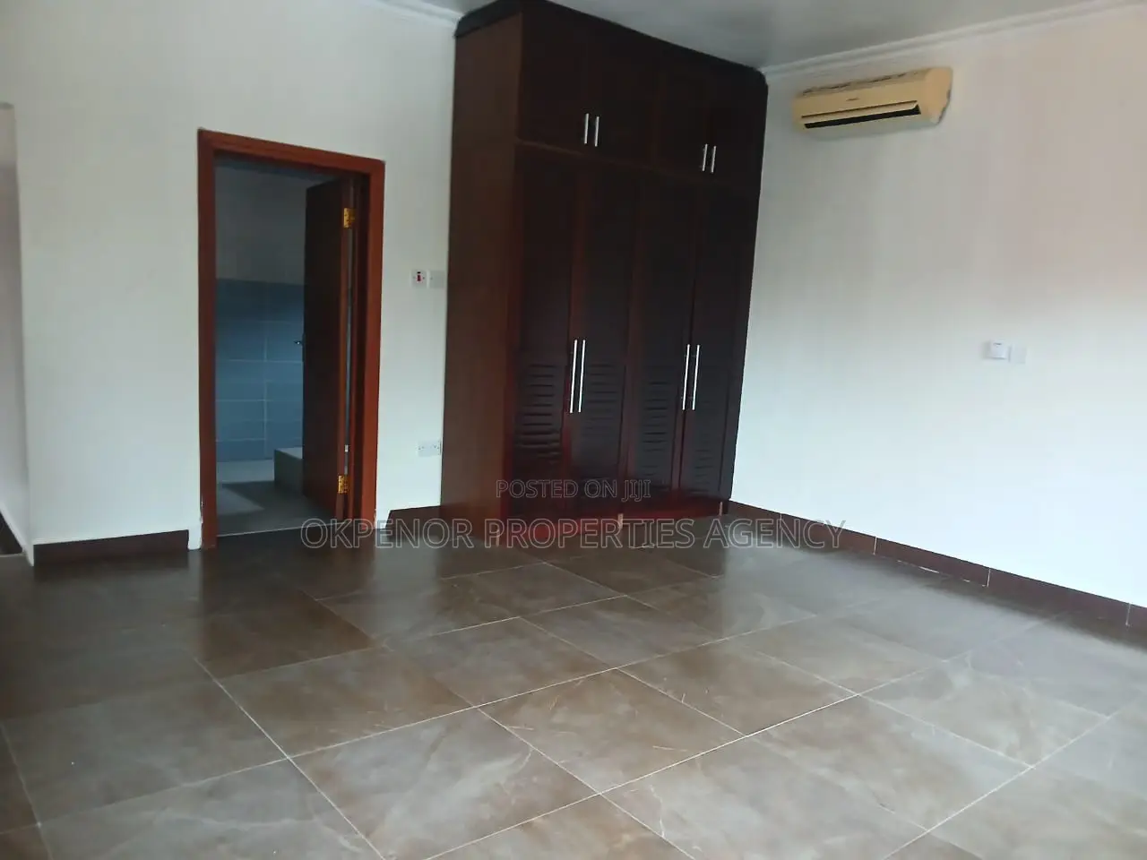 4bdrm House in Achimota, Accra Metropolitan for sale