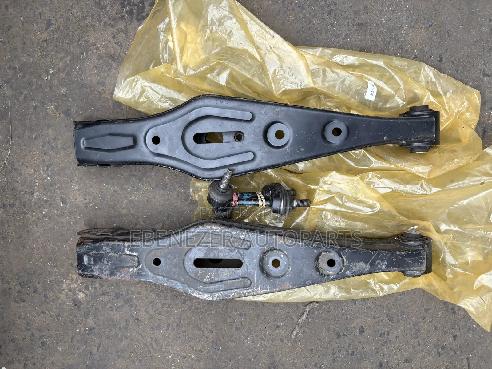 Hyundai Tucson Back Lower Arm 2016 2017 2018 2019 2020