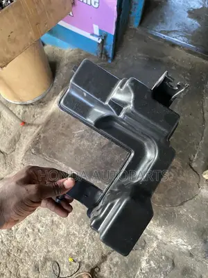 Civic 2016 to 2018 Resonator Chamber/Bottle in Bumper .