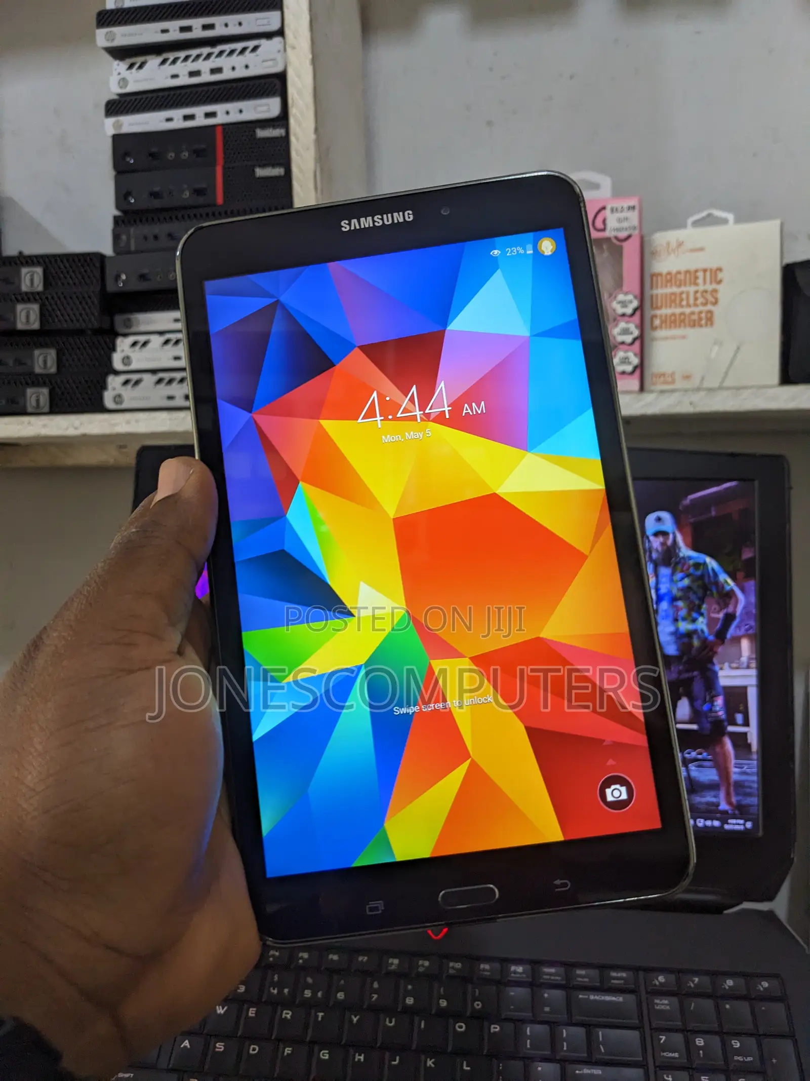 Samsung Galaxy Tab 4 8.0 3G 16 GB Black