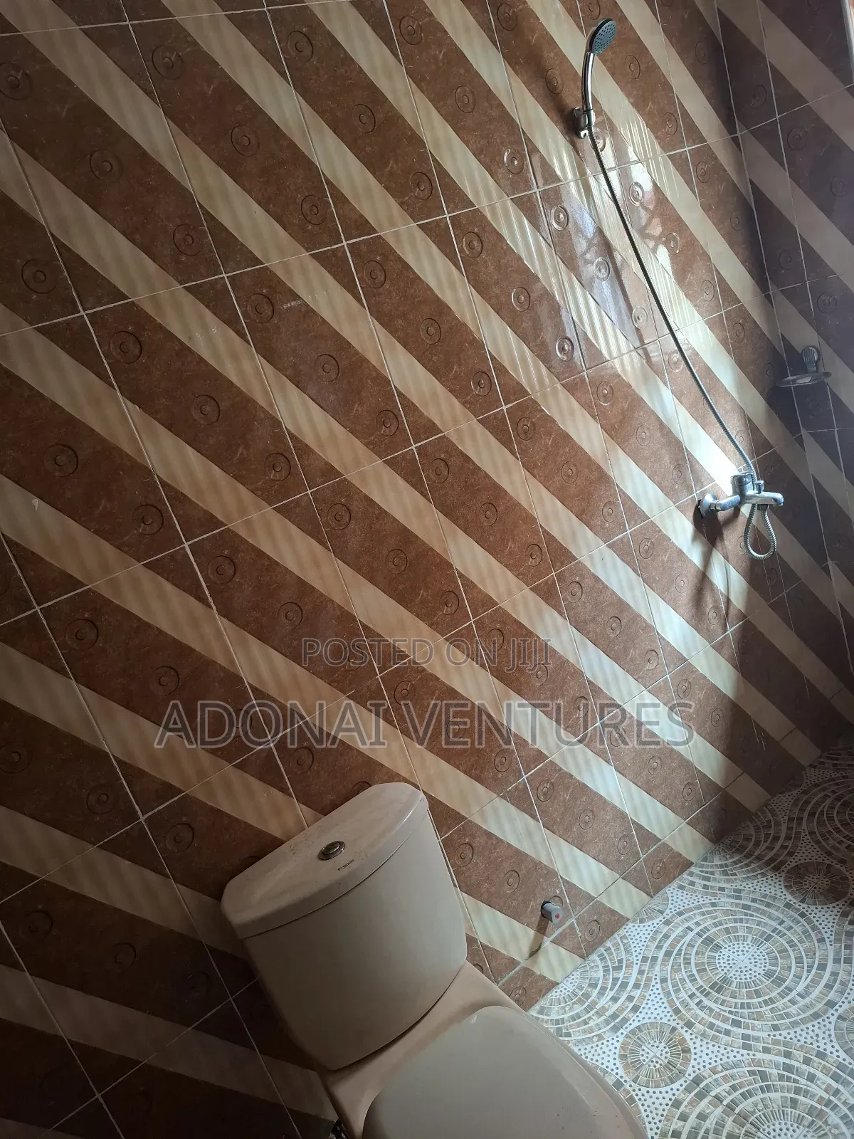 2bdrm Apartment in Santasi Trede, Kumasi Metropolitan for rent