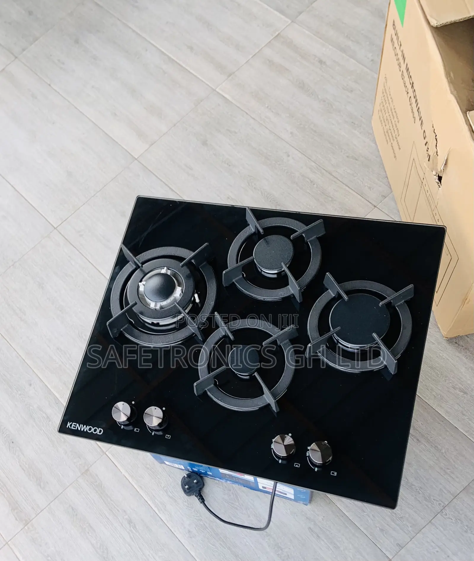 Brand New 60cm Ceramic Fast Built in 4 Gas Cooker
