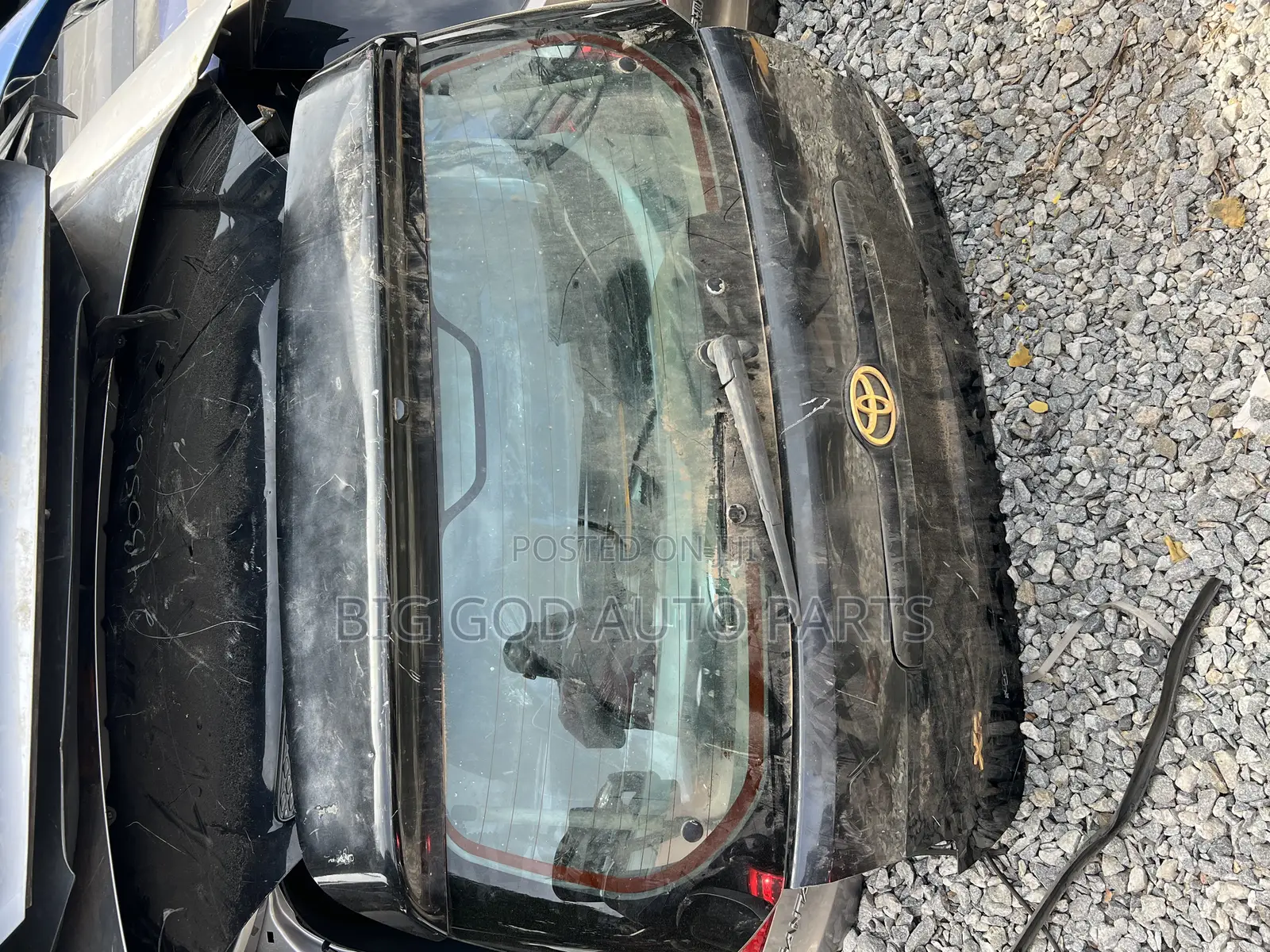 Toyota Matrix Back Boat Complete