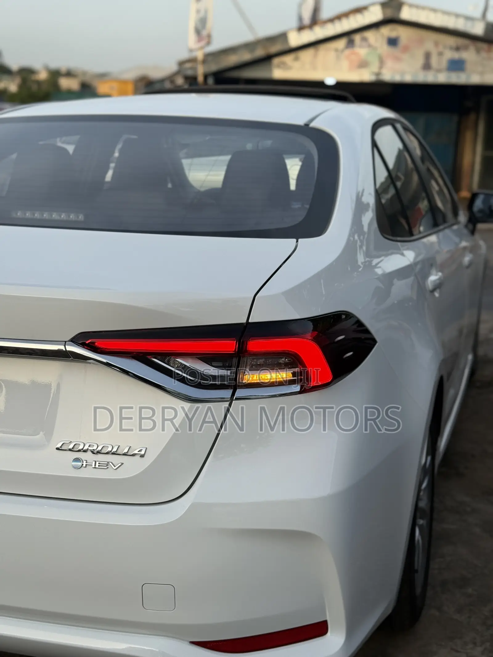 New Toyota Corolla SE CVT 2024 White