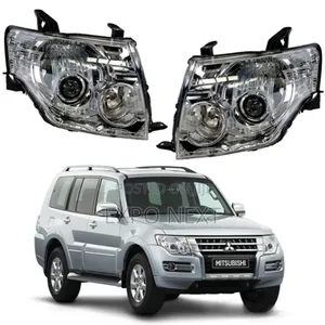 Head Light Mitsubishi Pajero Montero 2007 - 2014