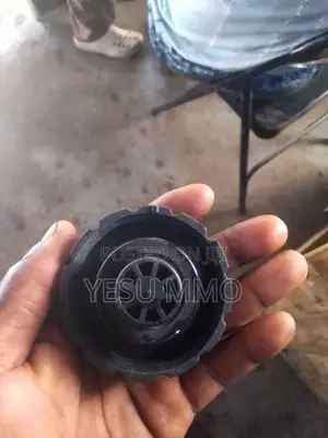 Mercedes Benz C250 Reservoir Tank Lid