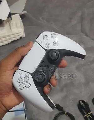 Brand New Ps5 Slim 1tb