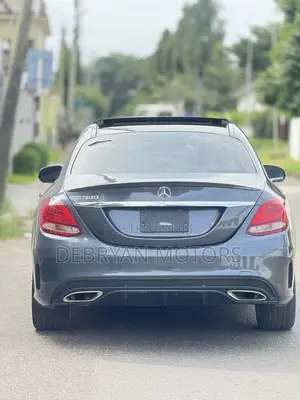 Mercedes-Benz C300 Sport Sedan RWD (2.0L 4cyl 7A) 2016 Gray