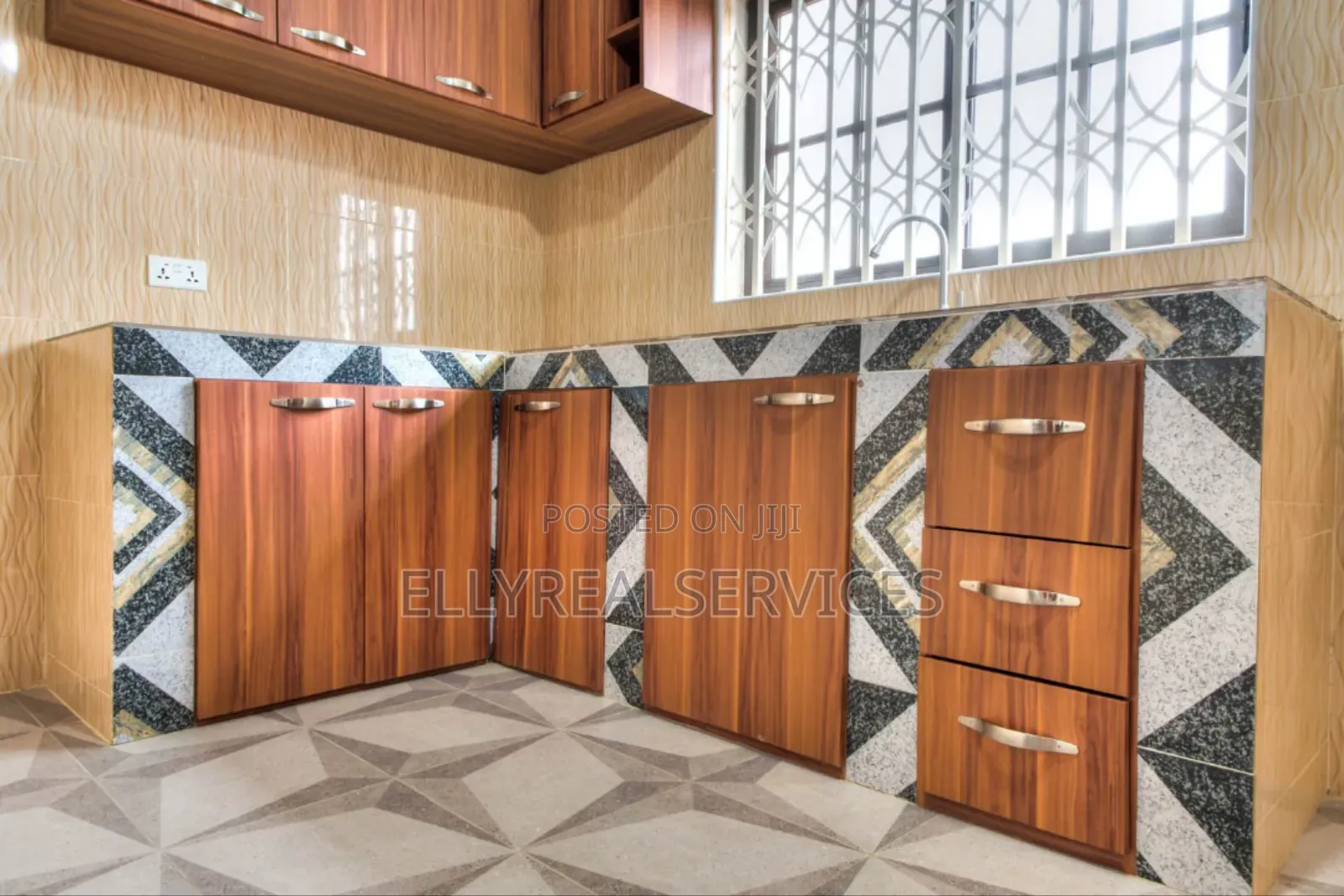 2bdrm Apartment in Ellyrealservices, Oyarifa for rent