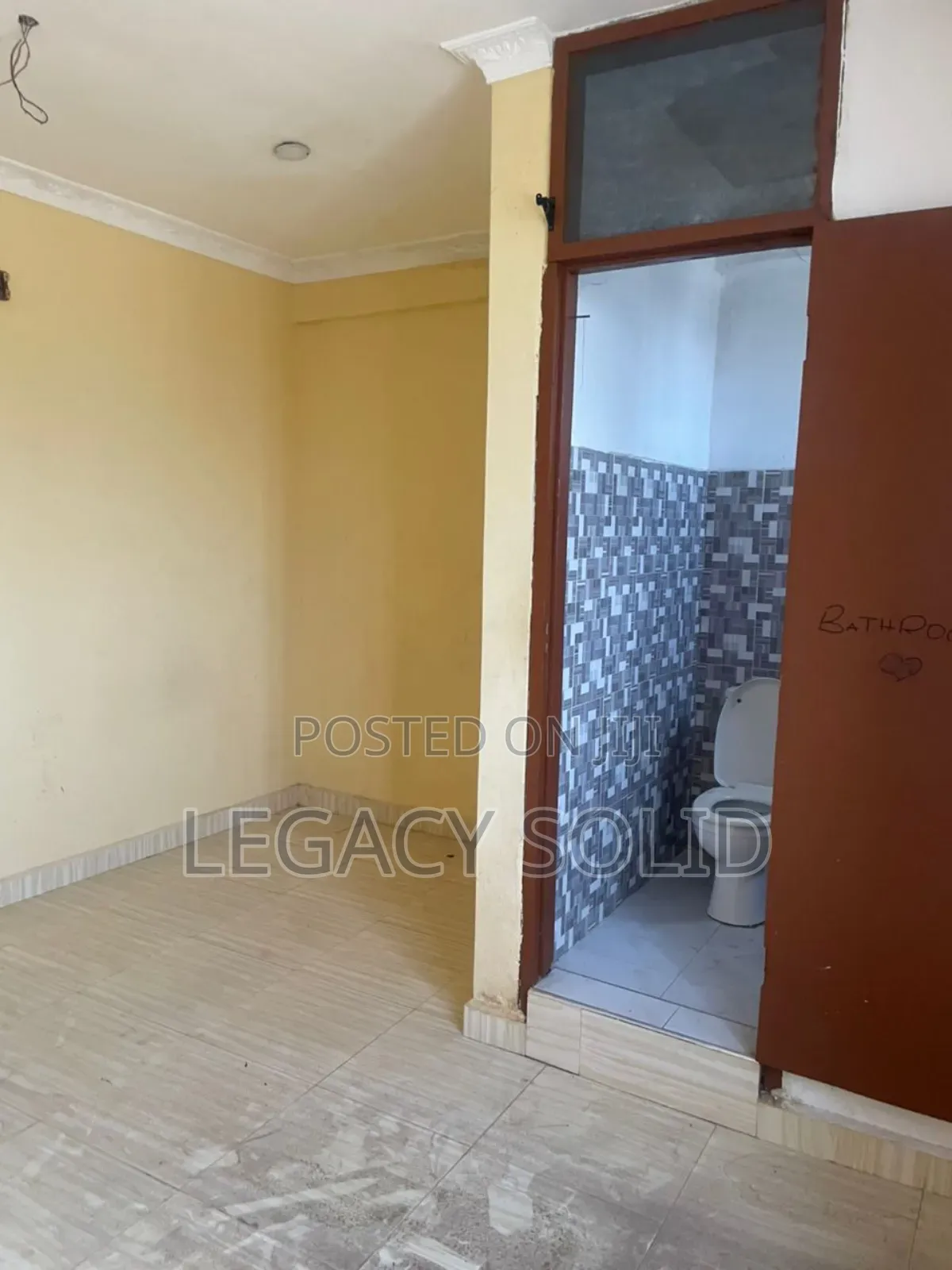 1bdrm Apartment in 𝙻𝚎𝚐𝚊𝚌𝚢 𝚜𝚘𝚕𝚒𝚍 𝚛𝚎𝚊𝚕, Teshie for rent
