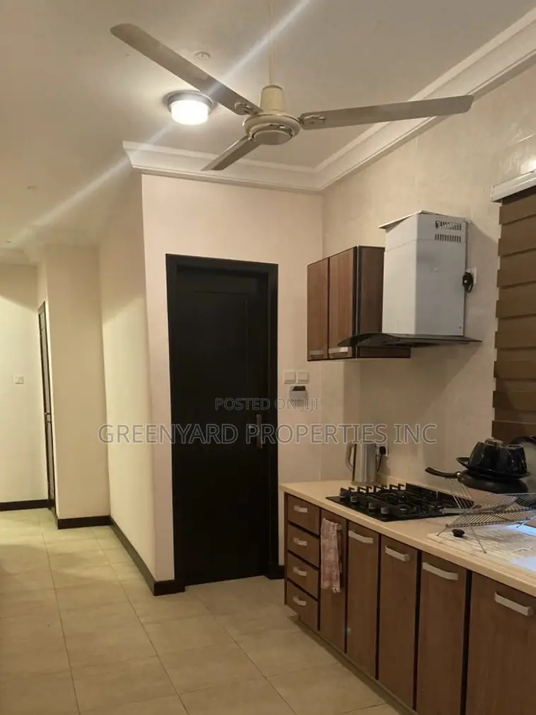4bdrm House in Lakeside for rent