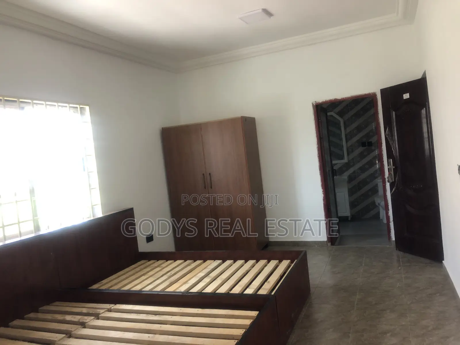 4bdrm Duplex in Tuba, Ga South Municipal for sale