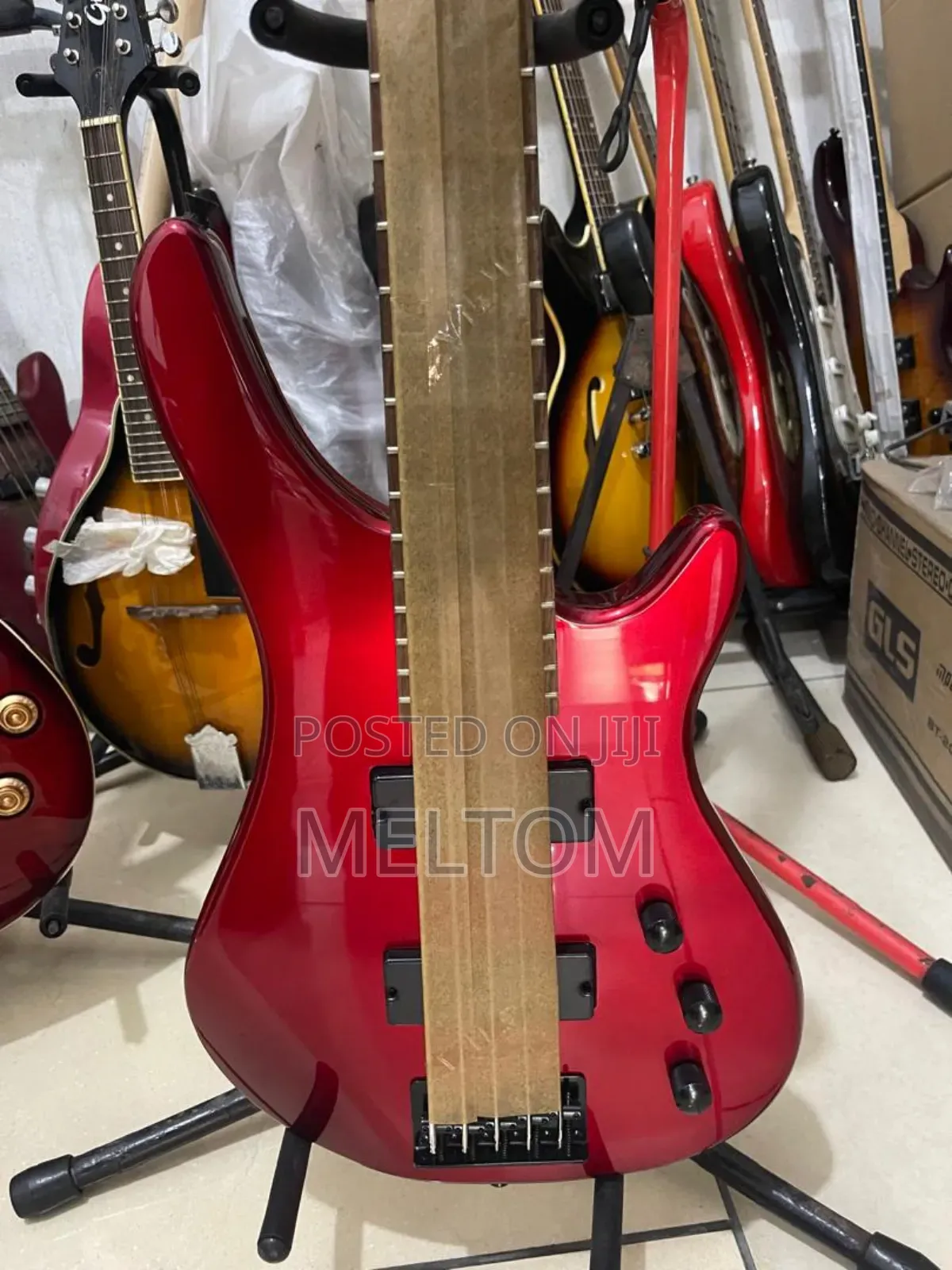 Givson 5strings Bass Guitar