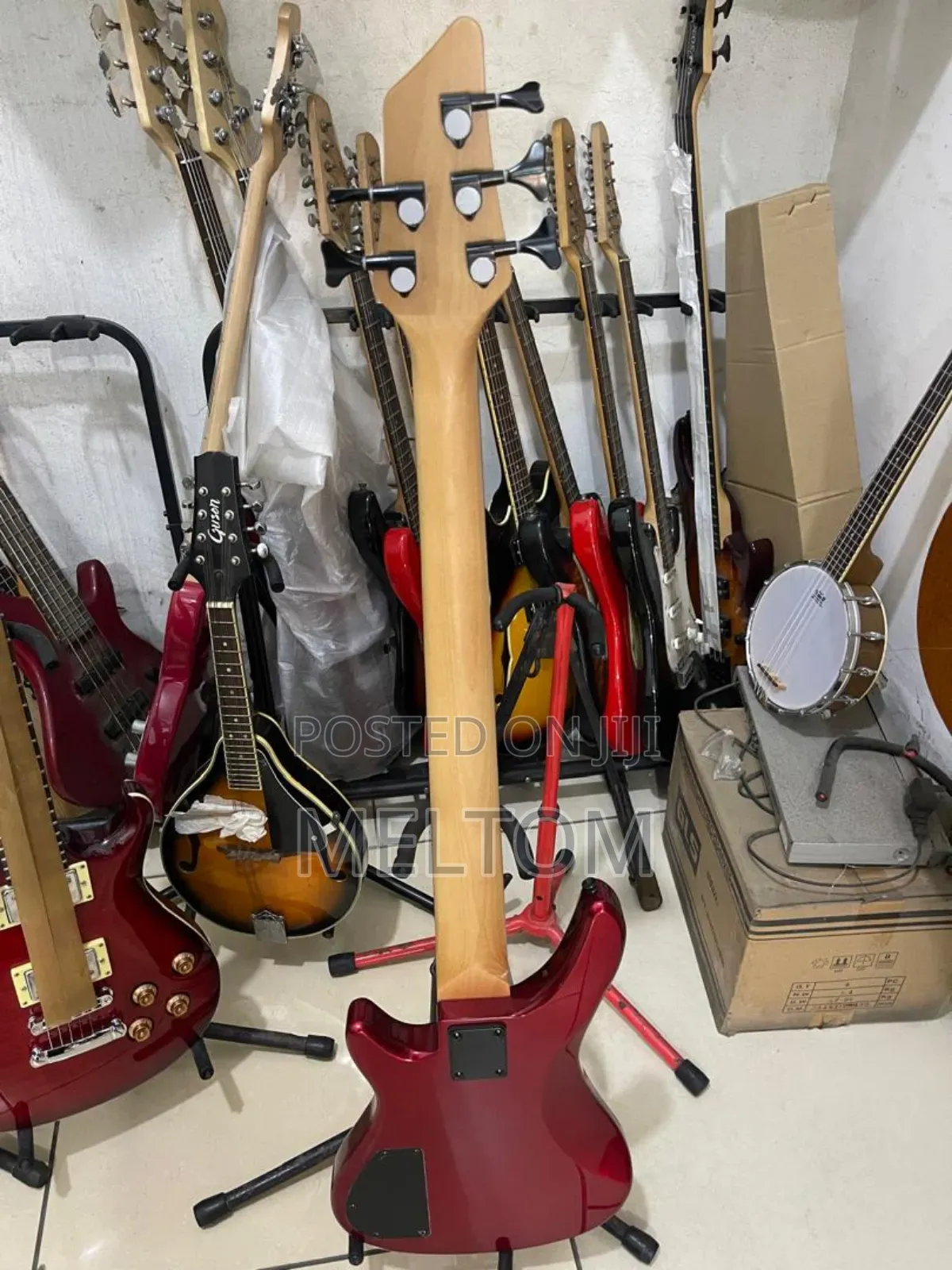 Givson 5strings Bass Guitar