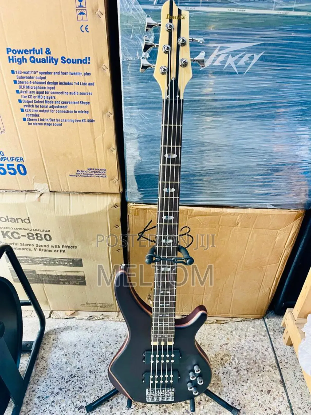 Ibanez Active 5strings Bass Guitar