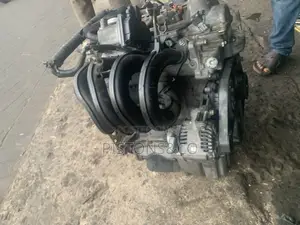 Vitz 4 Plugs 2010 Engine