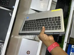 Laptop HP X360 310 G2 4GB Intel SSD 128GB