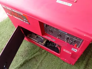 Striking 10kva Generator Honda Diesel Silent Generator