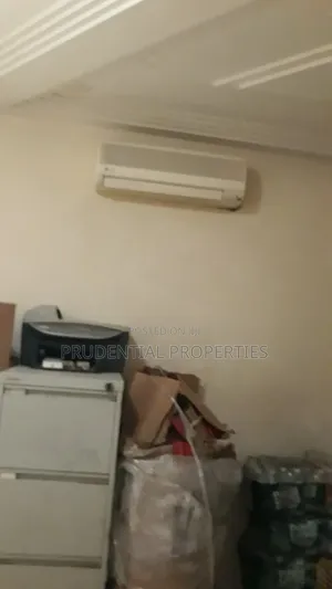 5bdrm House in North Kaneshie for sale