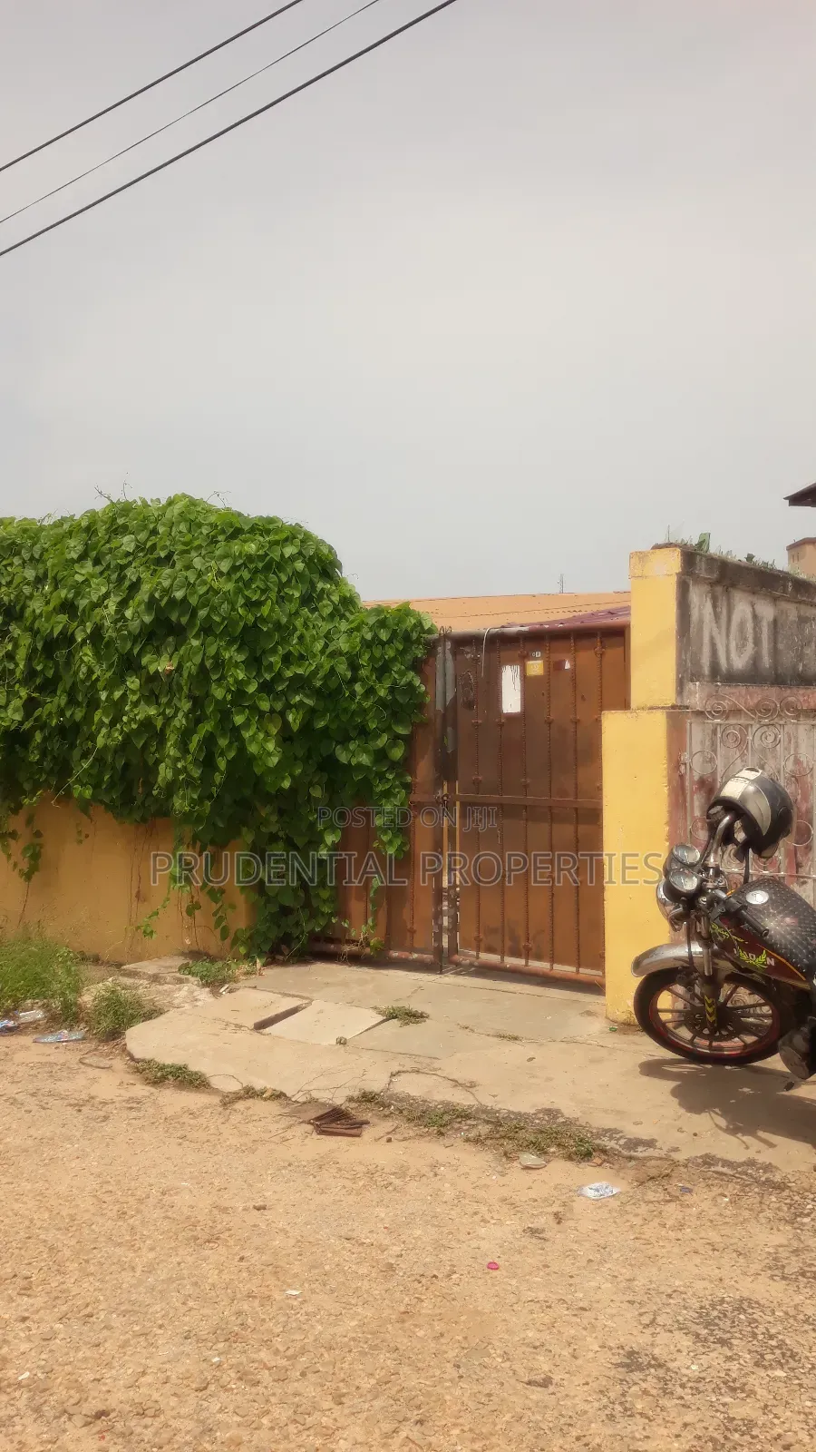 4bdrm House in North Kaneshie for sale