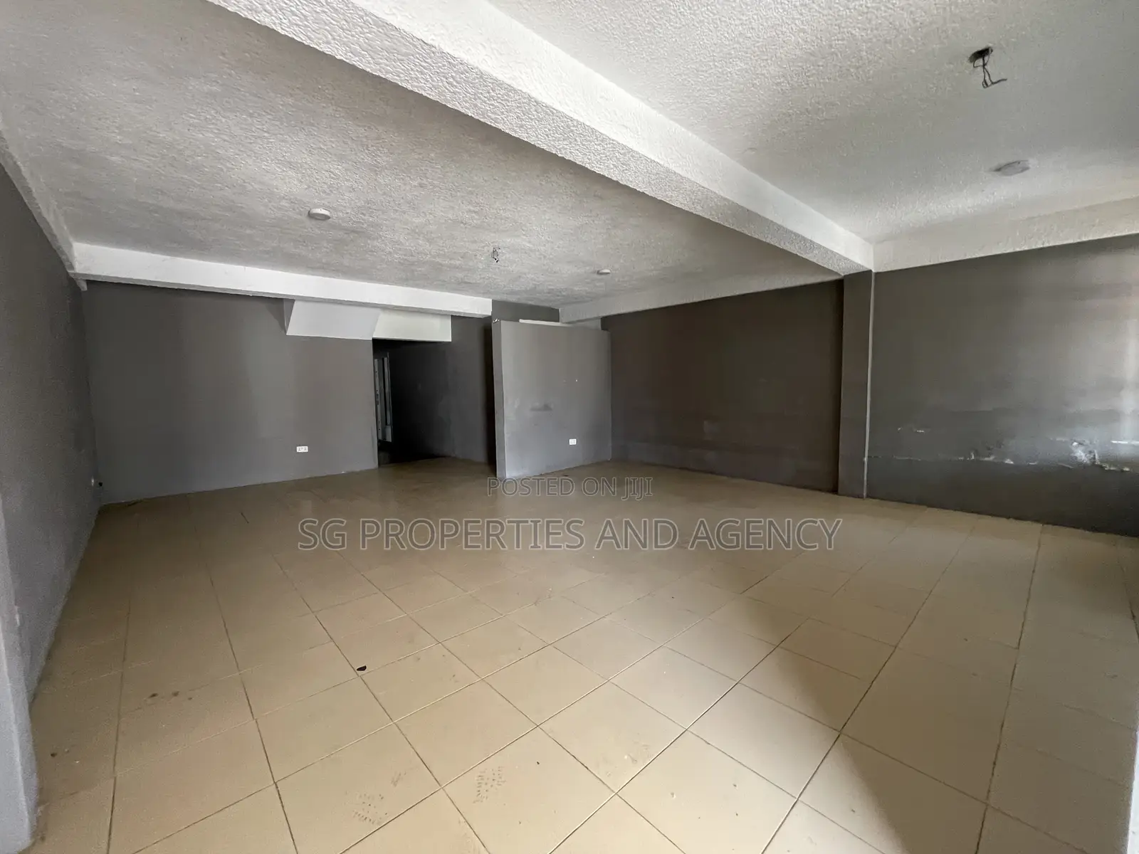 2bdrm Apartment in Batsonaa, Spintex for rent