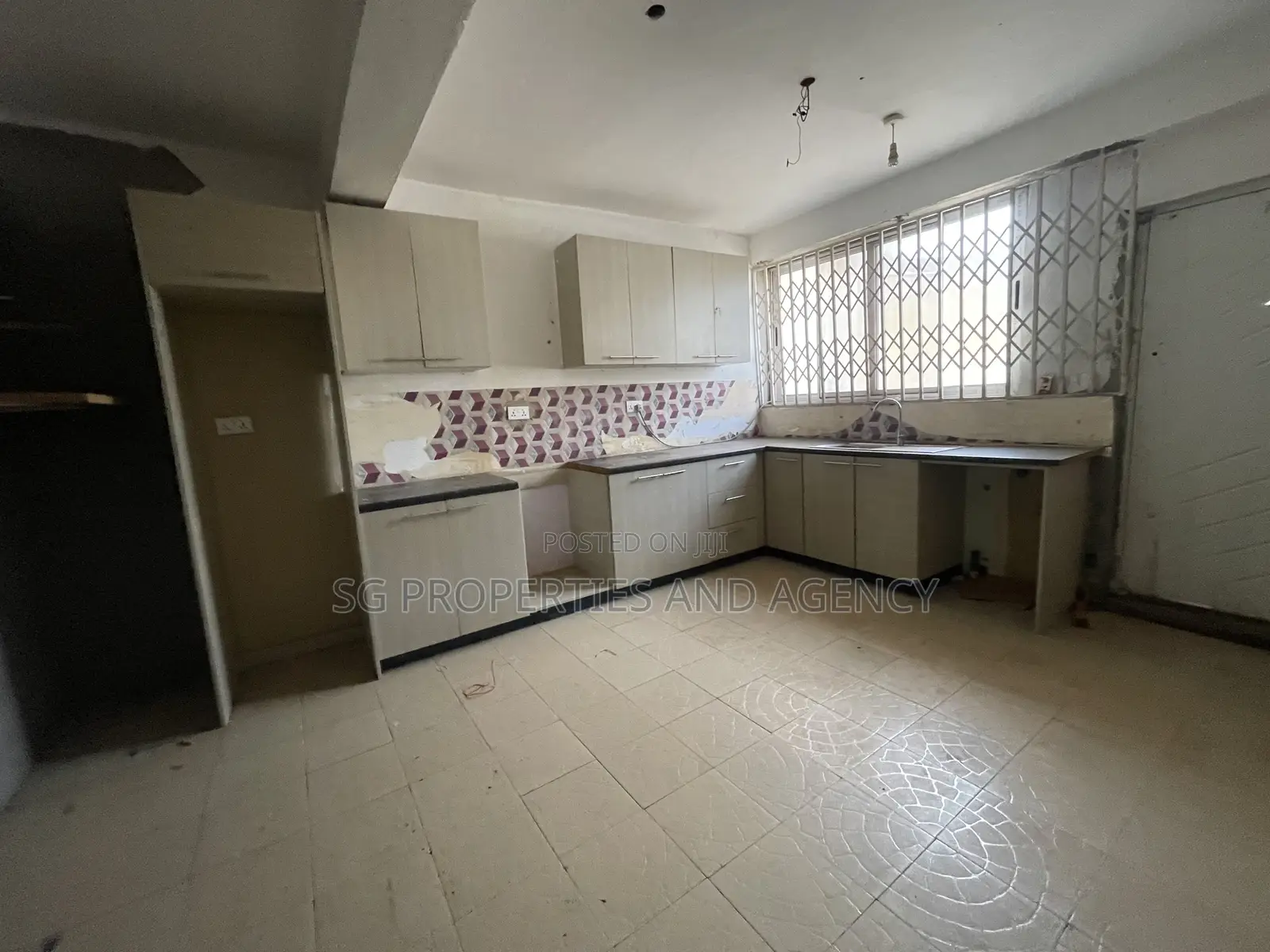 2bdrm Apartment in Batsonaa, Spintex for rent