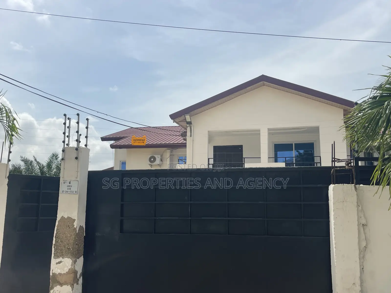 2bdrm Apartment in Batsonaa, Spintex for rent