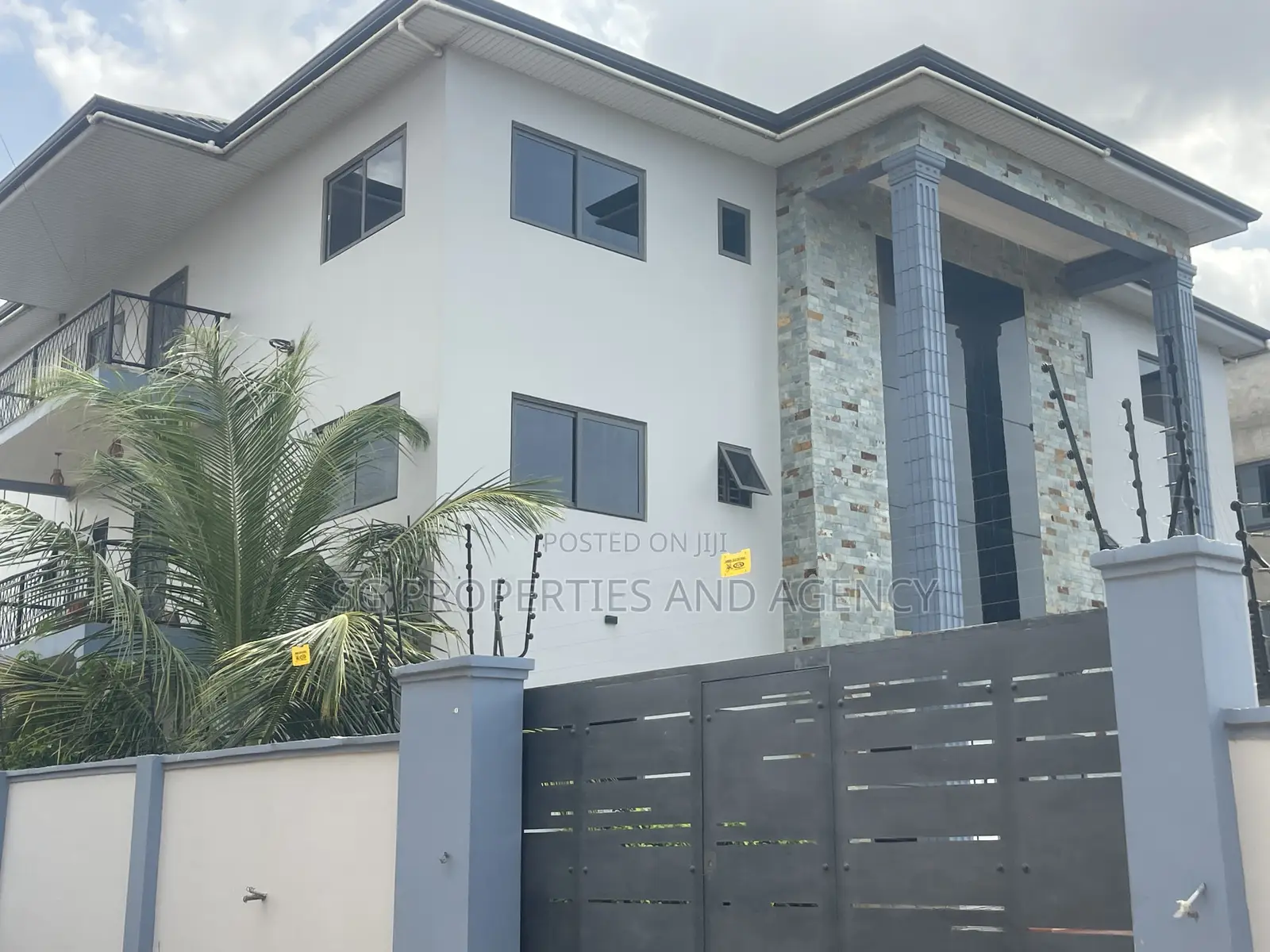 2bdrm Apartment in Com 19, Spintex for rent