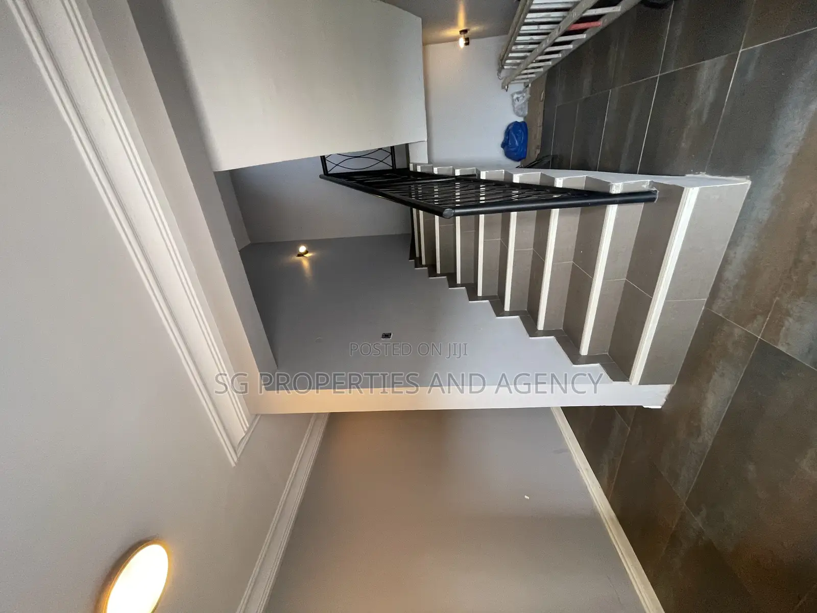 2bdrm Apartment in Com 19, Spintex for rent