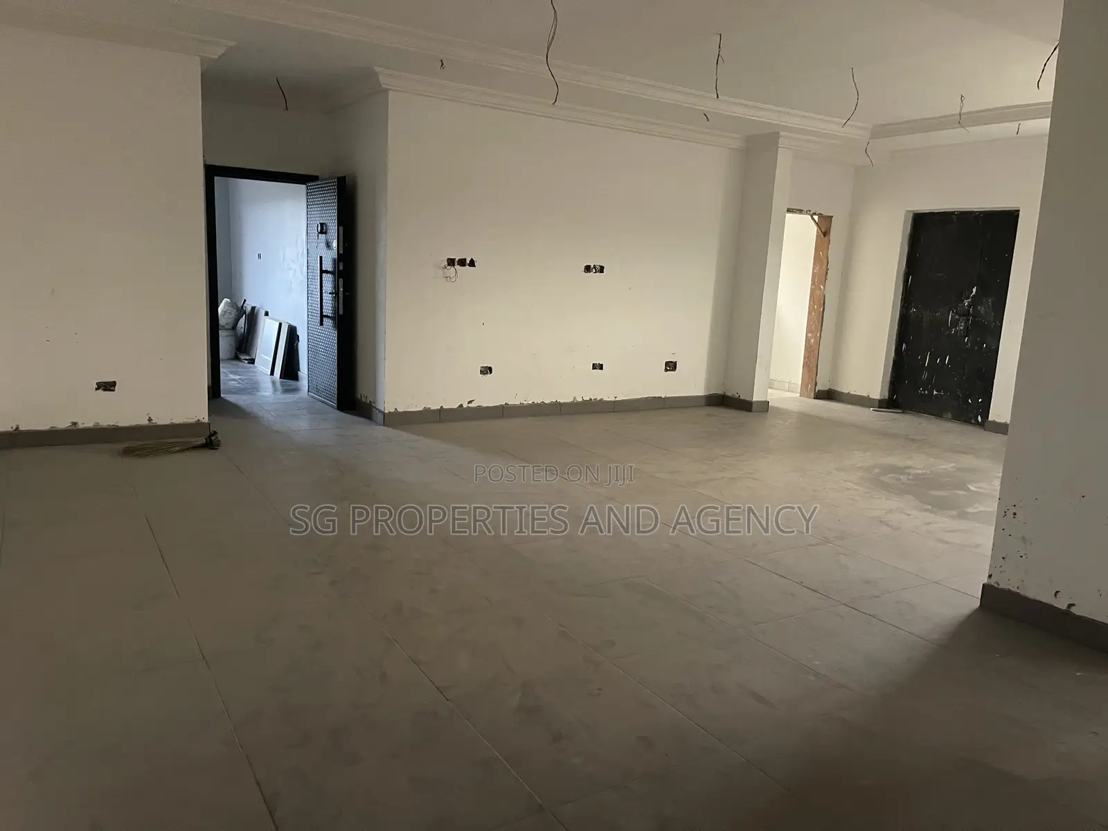 2bdrm Apartment in Com 19, Spintex for rent