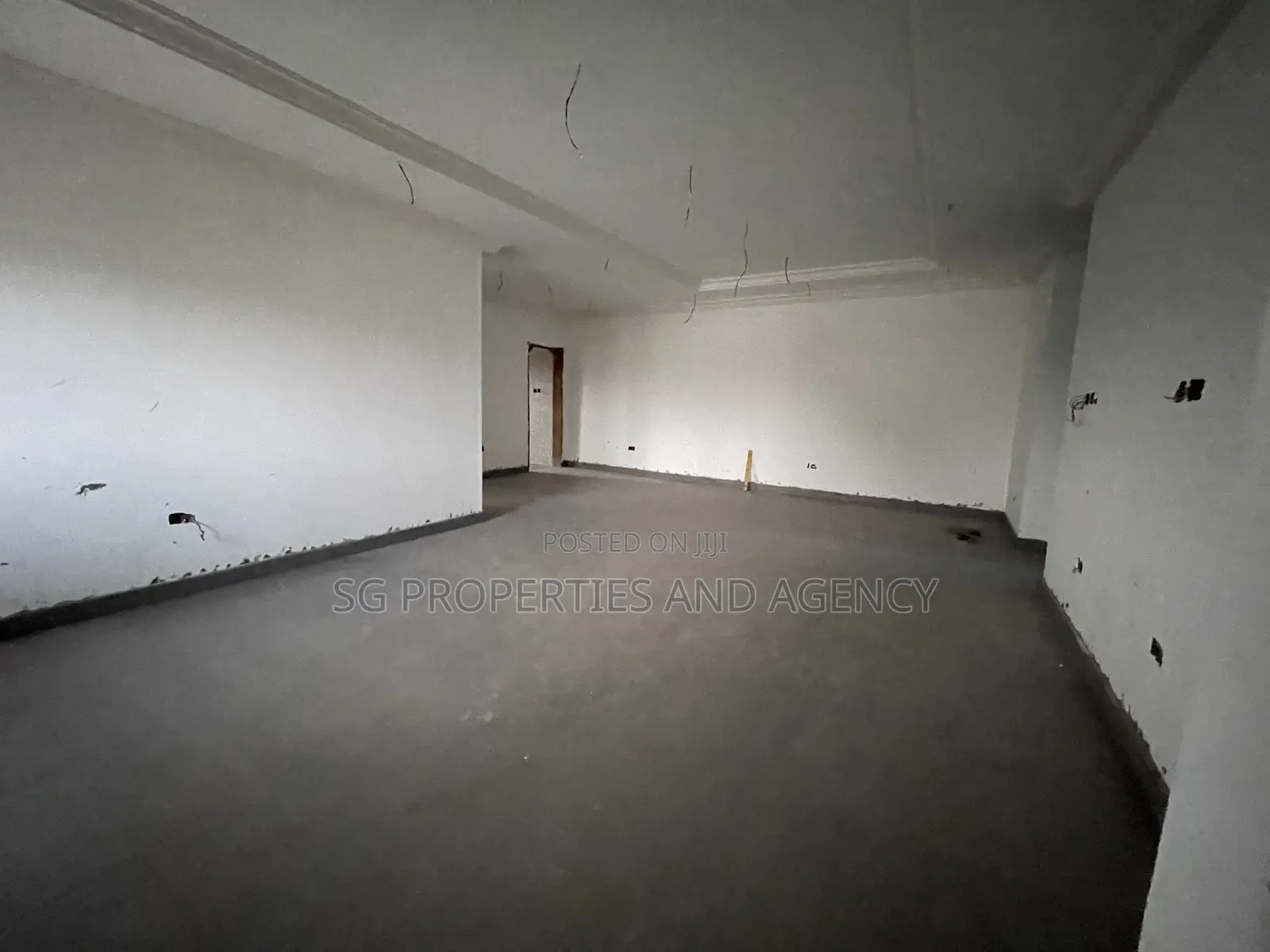 2bdrm Apartment in Com 19, Spintex for rent