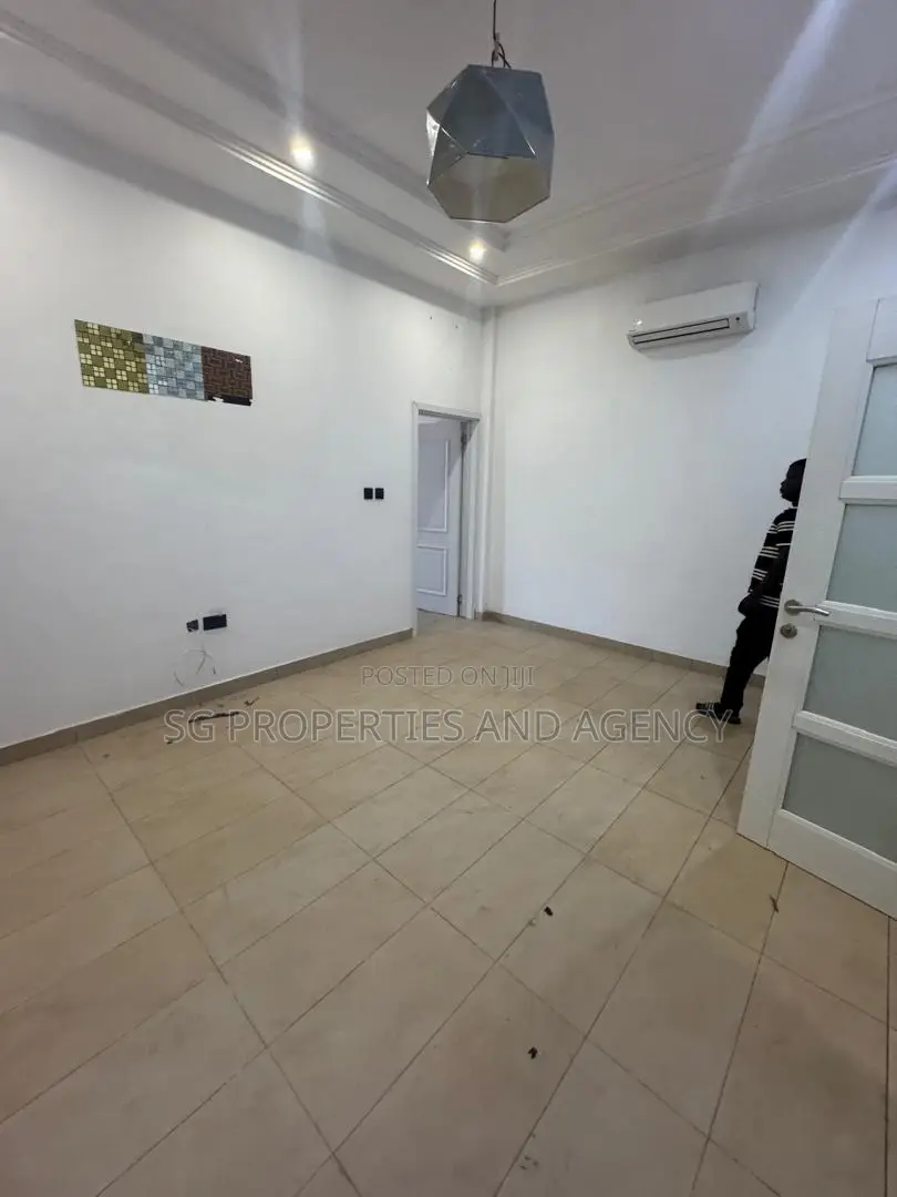 1bdrm Apartment in Coastal Estates, Spintex for rent
