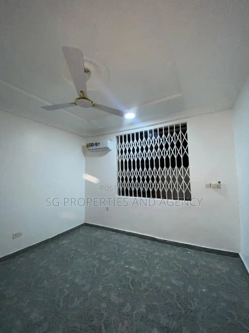2bdrm Apartment in East Airport, Spintex for rent