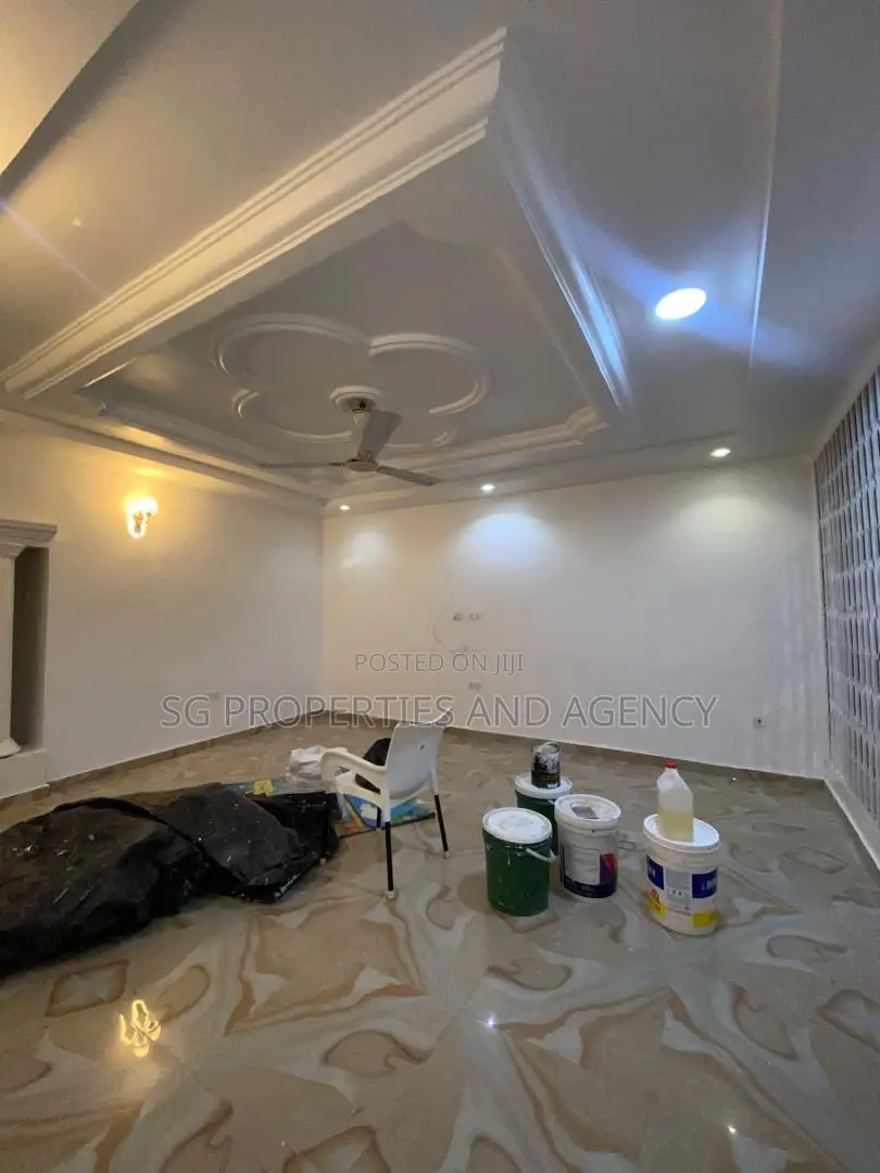 2bdrm Apartment in East Airport, Spintex for rent