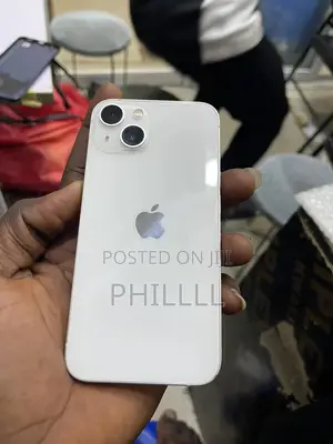 Apple iPhone 13 128 GB White