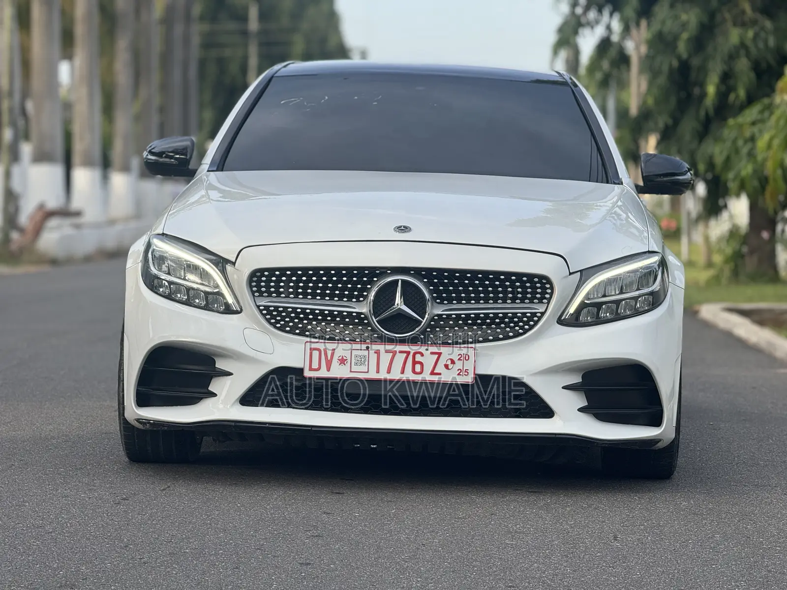 Mercedes-Benz C300 2020 White