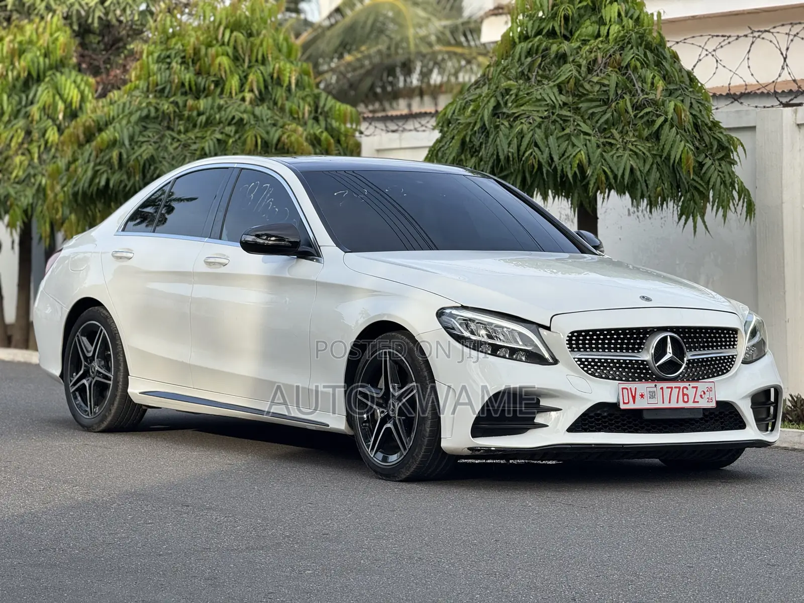 Mercedes-Benz C300 2020 White