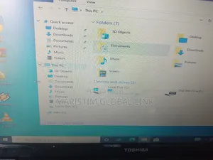 Laptop Toshiba Satellite L755 4GB Intel Pentium HDD 320GB
