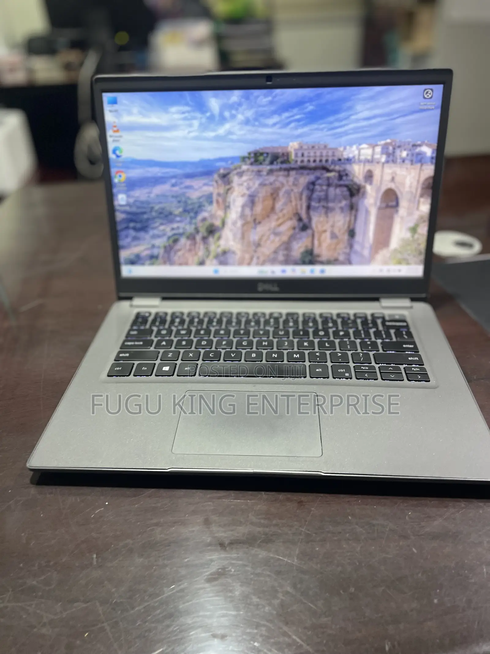 Laptop Dell Latitude 3510 16GB Intel Core I7 SSD 512GB