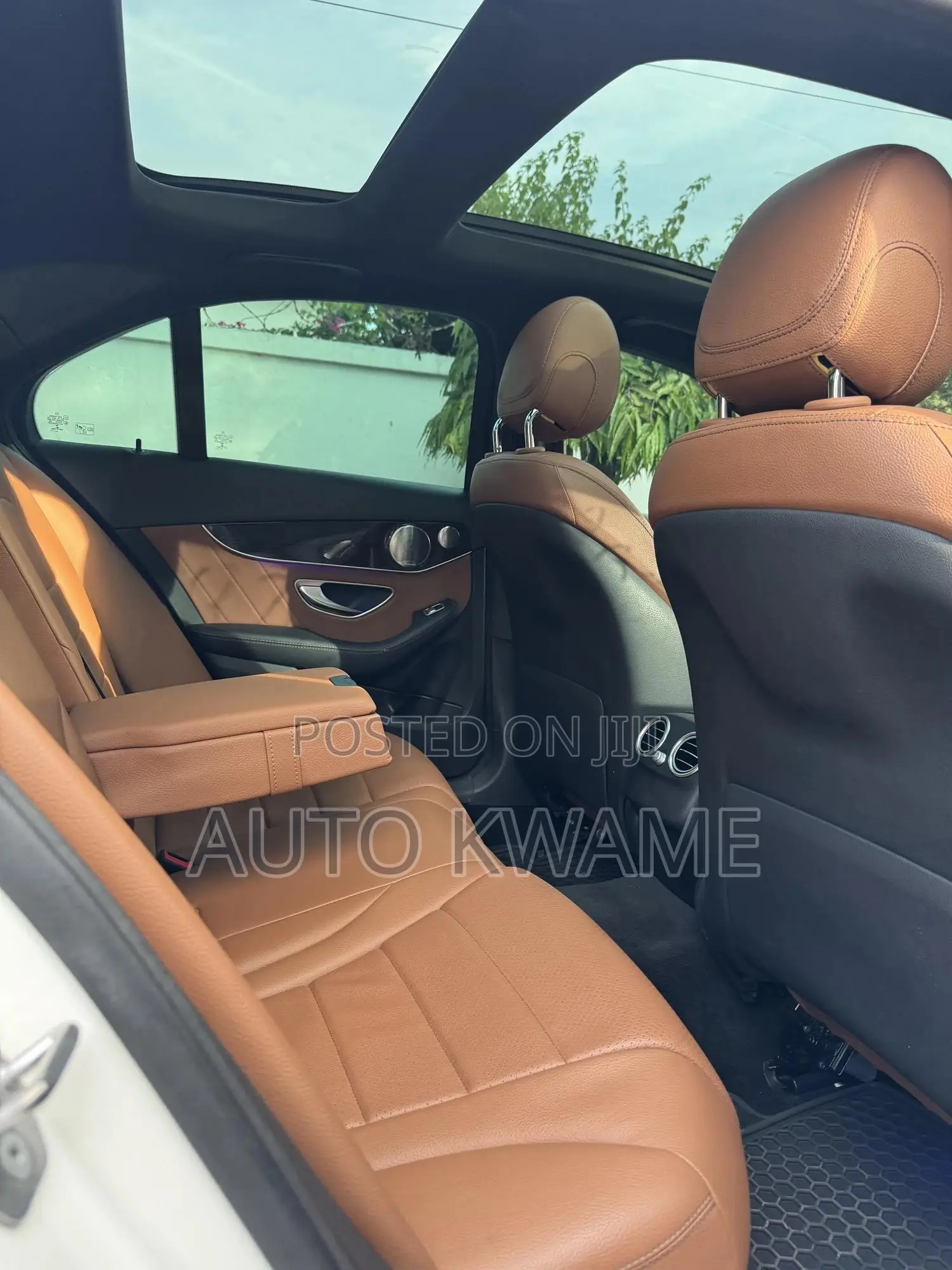 Mercedes-Benz C300 2020 White