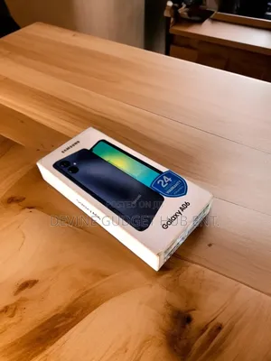 New Samsung Galaxy A06 128 GB Green