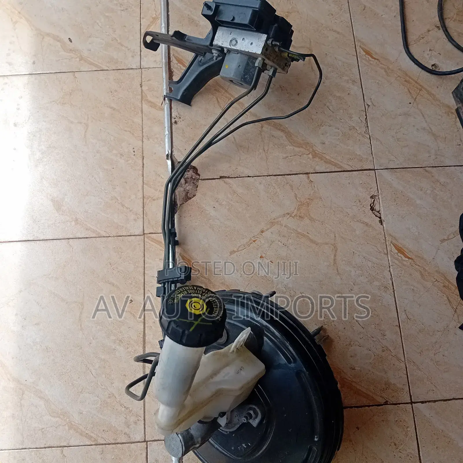 2019 Sentra Abs Motor and Brake Port