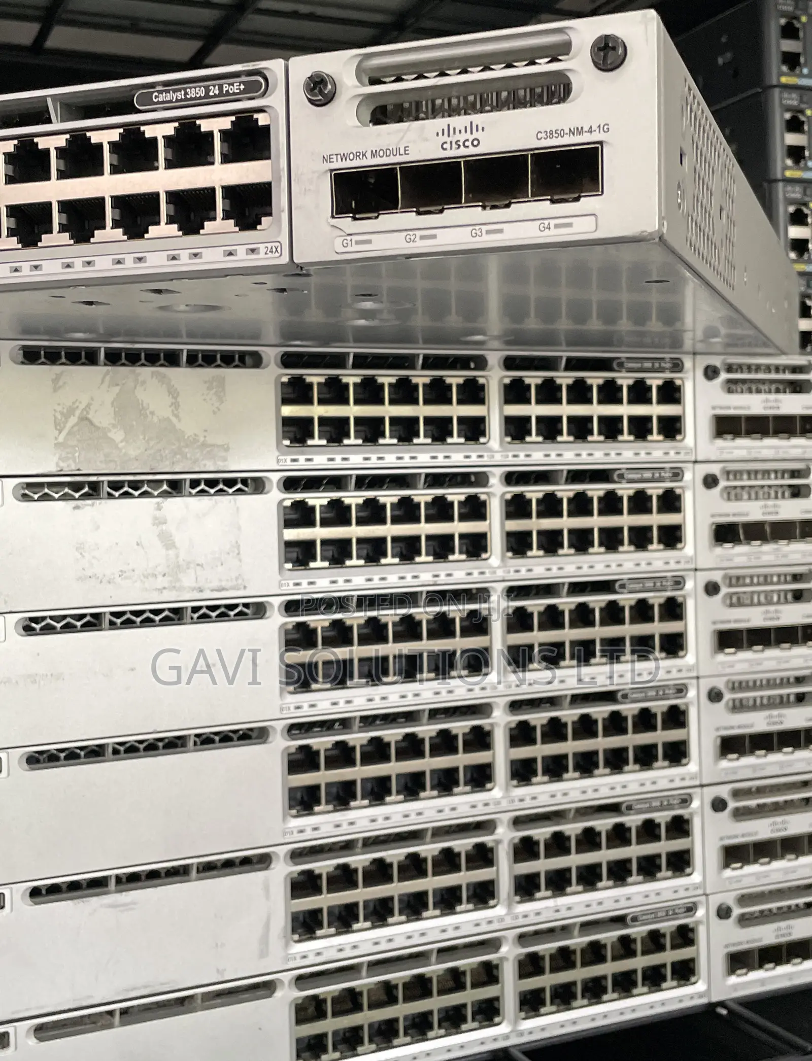 Cisco Catalyst 3850 24ports Poe+
